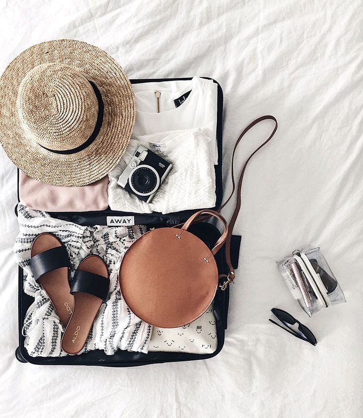 104+ Inspirational Travel Captions for Backpackers & Smart Light Packing Hacks for Free-Spirited Adventures (2026 Guide)