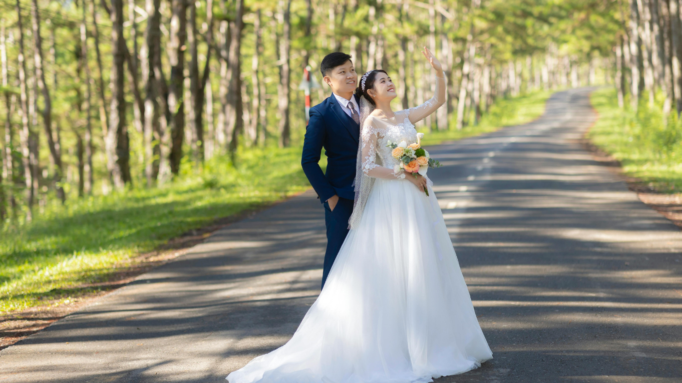 25 Ultimate Romantic Travel Captions + Must-Know 2026 Trends for Stunning Honeymoon Photos