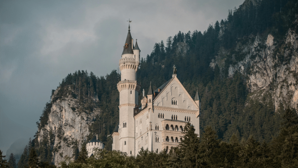 7 Stunning European Castles Every Photographer Must Visit