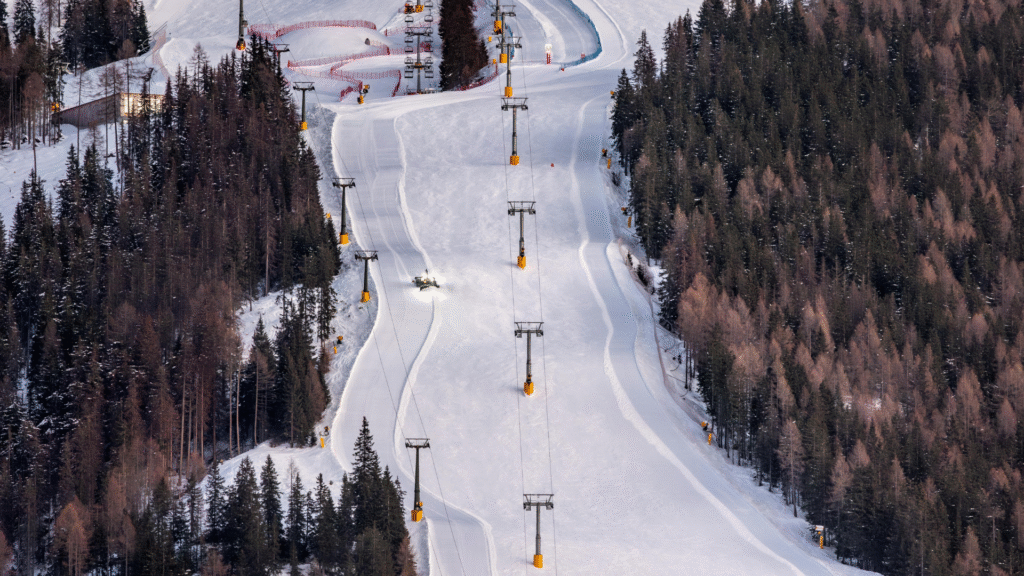 8 Magical Winter Travel Spots in Europe for 2025